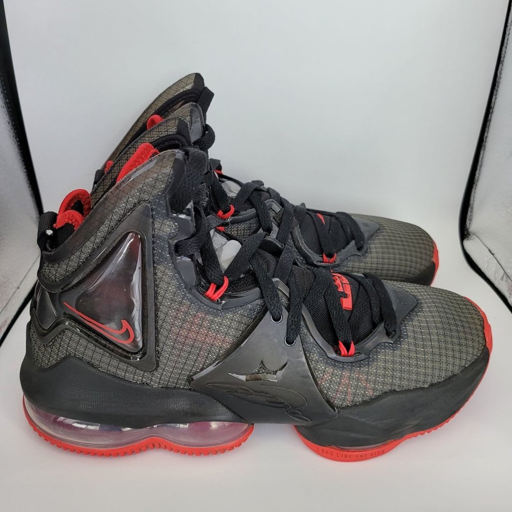 Nike LeBron 19 XIX Bred GS Basketball Shoes Black Red Grey DD0418-011 US Size 6Y